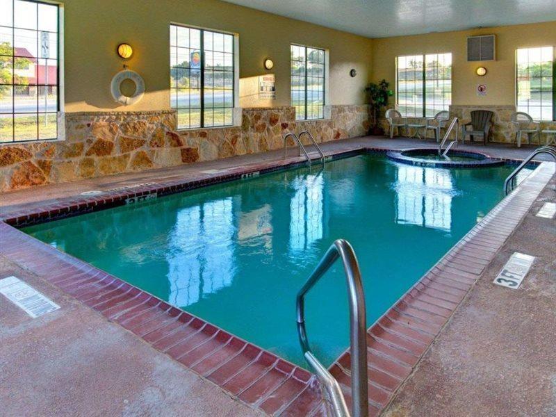Quality Inn & Suites - Glen Rose Dış mekan fotoğraf