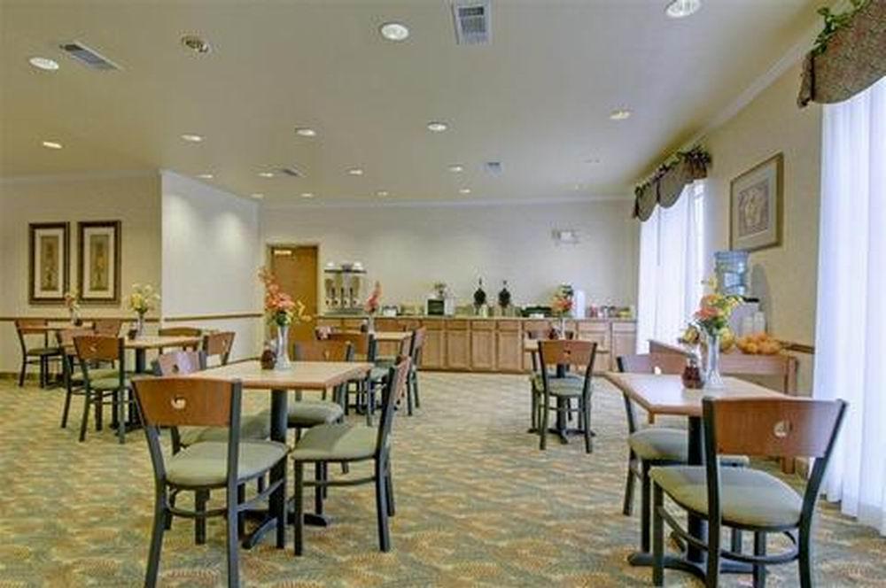 Quality Inn & Suites - Glen Rose Restoran fotoğraf